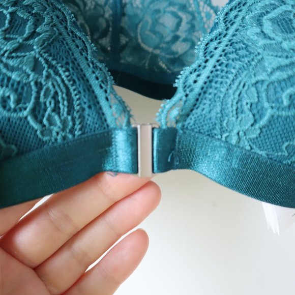 Triumph Petites Teal Bra Size Small, New With Tags - Picture 7 of 13